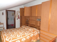 DSC03877 web